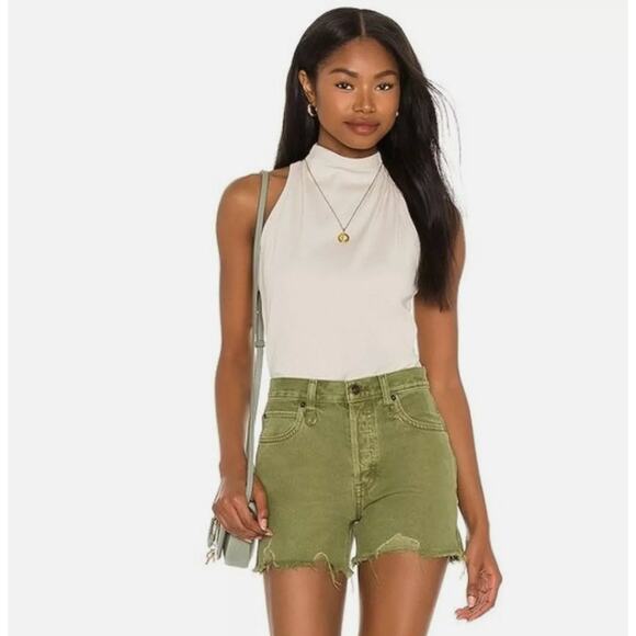 WE THE FREE Free People Makai Cutoff Shorts Khaki Green Distressed Raw Hem 27 - Picture 1 of 9